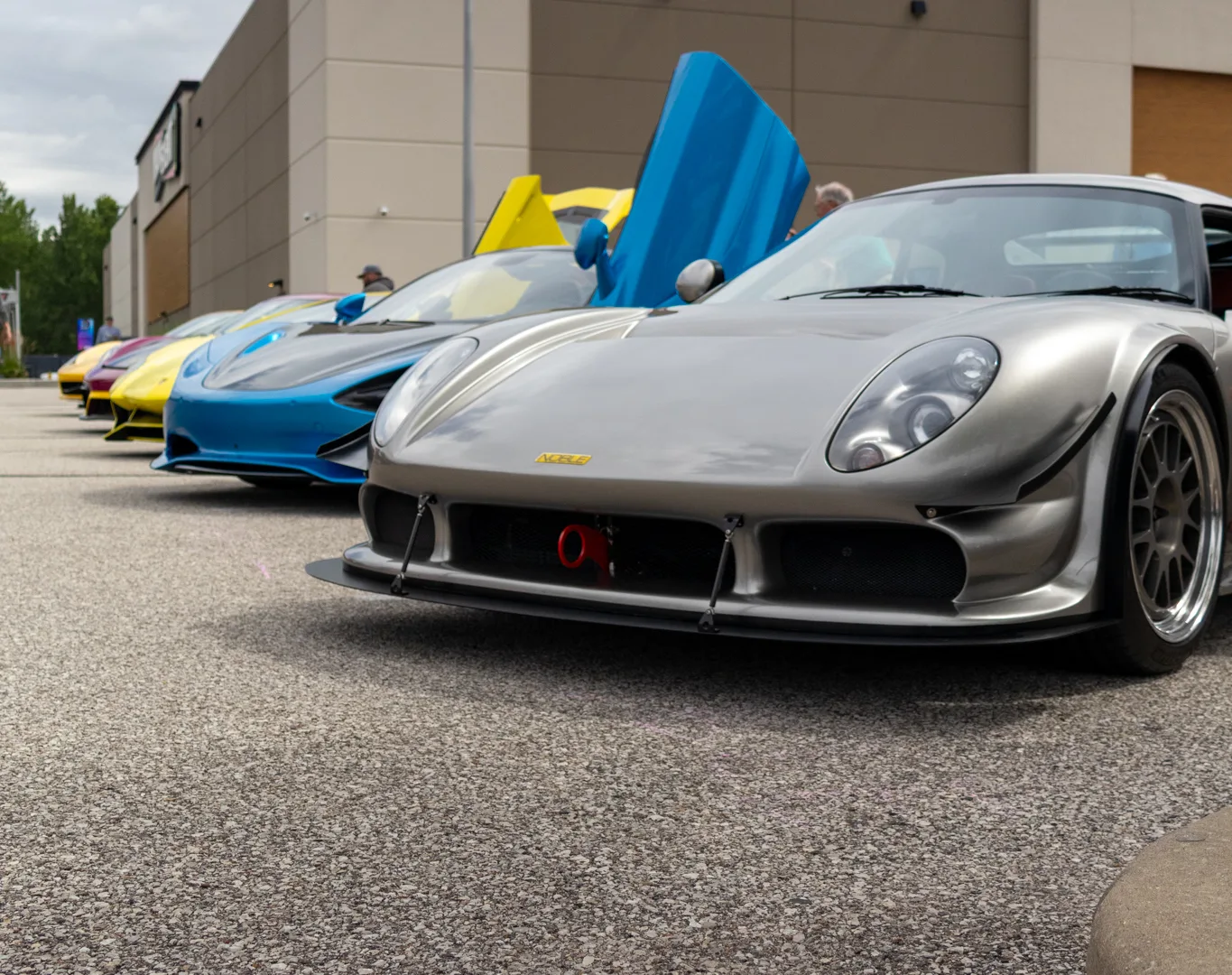 Revved Up Wishes Kids Rock Cancer Car Show pt. 1